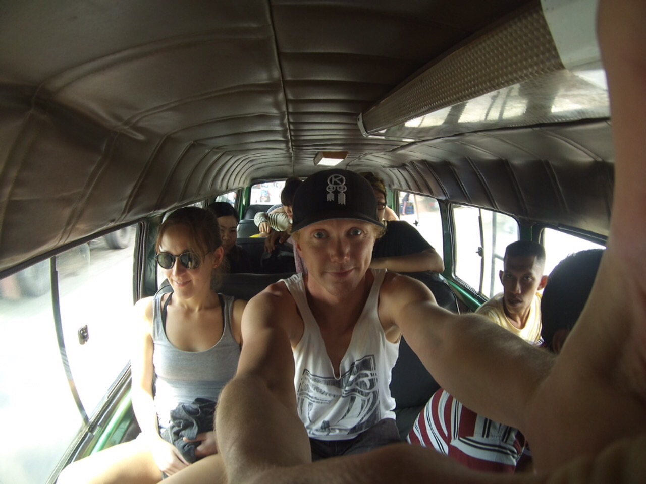 Busfahren in Indonesien